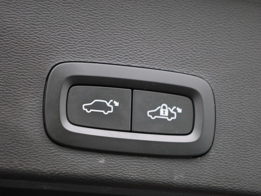 Volvo XC40 1.5 t5 recharge inscription | automaat | panoramadak | apple car
