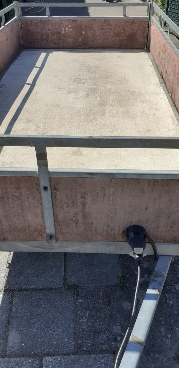 Dubbelasser aanhangwagen Bakmaat 250x125