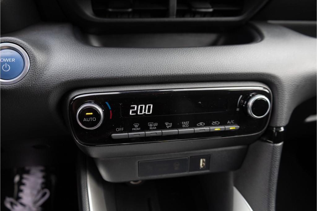 Toyota Yaris 1.5 hybrid comfort ✅nav✅cam✅lm✅cr.contr