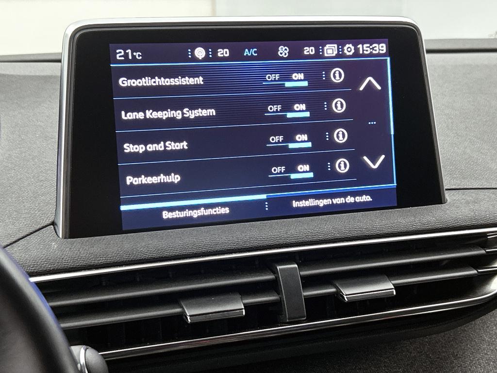 Peugeot 3008 1.2 puretech blue lease premium avantage