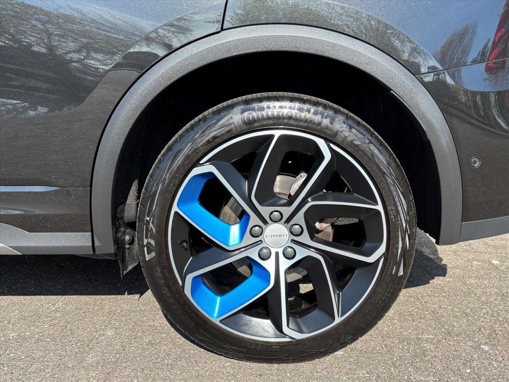 Lynk & Co 01 1.5td 261pk phev 7dcth| schuifdak|navi|my'24| 1e eigenaar| rij