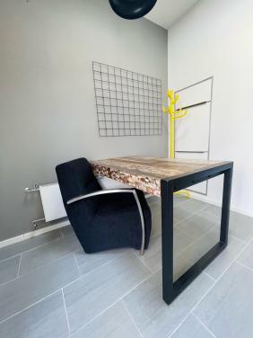 Mooie robuuste industriële Eettafel