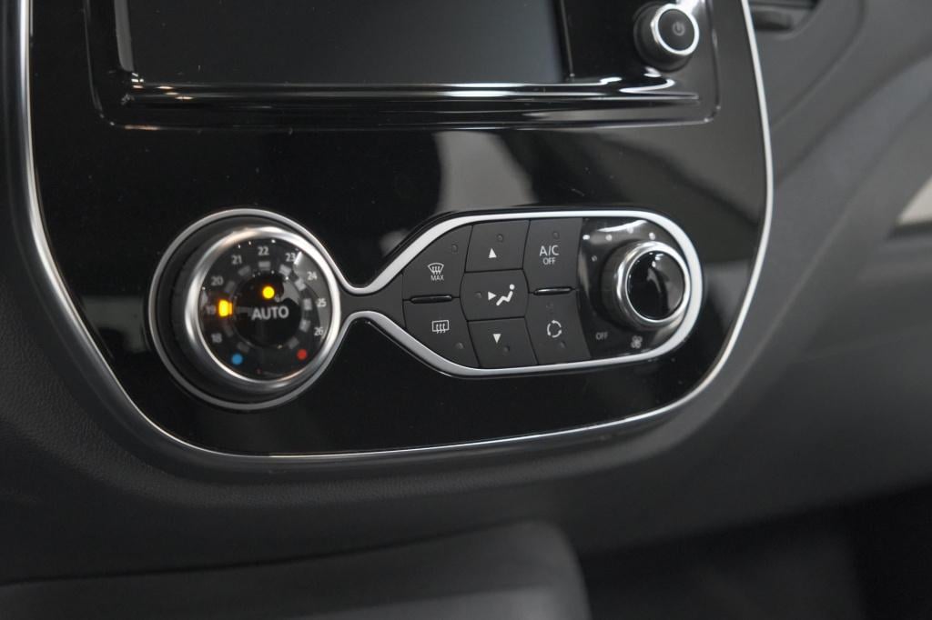 Renault Captur tce 150 edc intens | trekhaak | camera | dodehoekdetectie | 