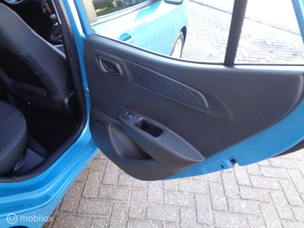 Hyundai I 10 1.0 comfort/two-tone/airco/apple carplay/navigatie/lm velgen/c