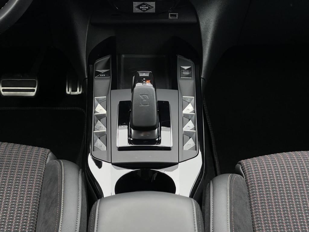 Ds Ds 3 crossback e-tense performance line+ 50 kwh | navigatie | camera | a