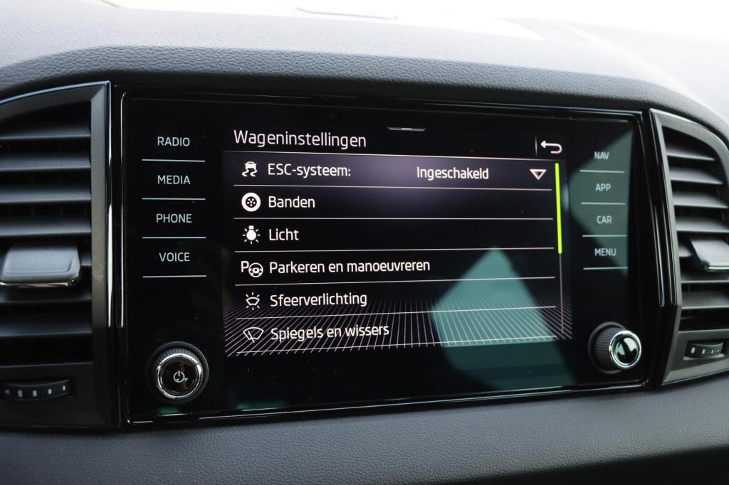 Skoda Karoq 1.5 tsi sportline business 150pk dsg7