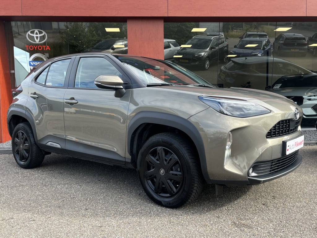 Toyota Yaris Cross 1.5 hybrid comfort | carplay | camera | acc | climate