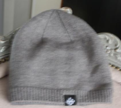 Grijs beige dikke muts