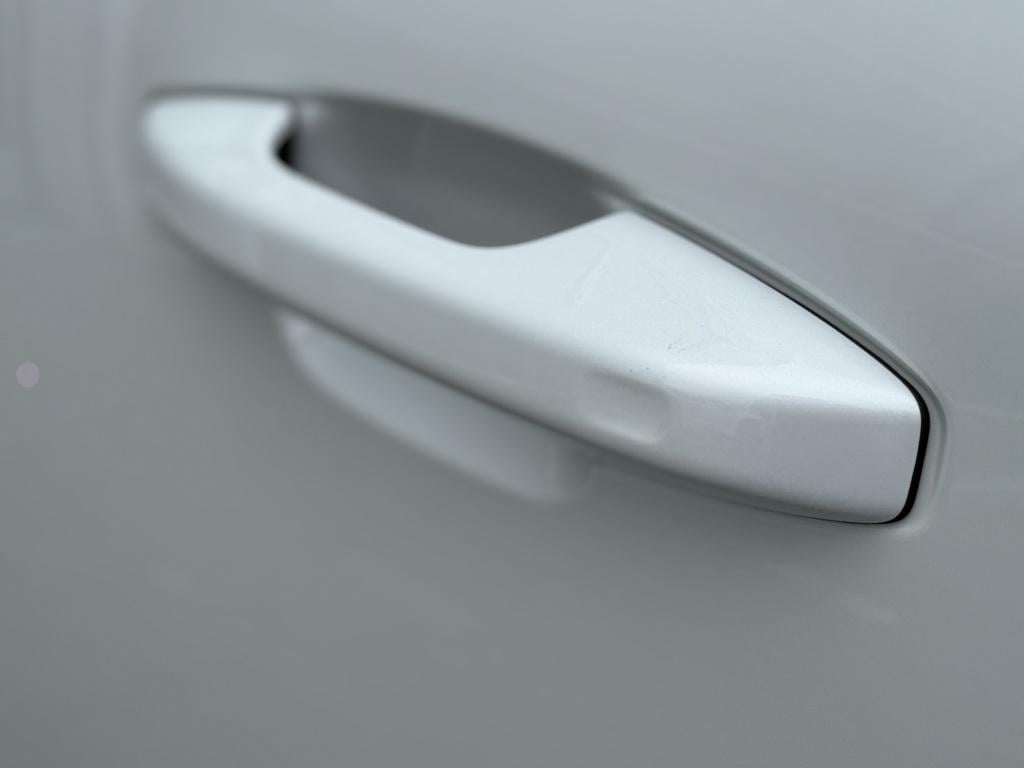 Volvo XC40 t5 262pk recharge ultimate dark | adap.cruise| panodak| trekhaak