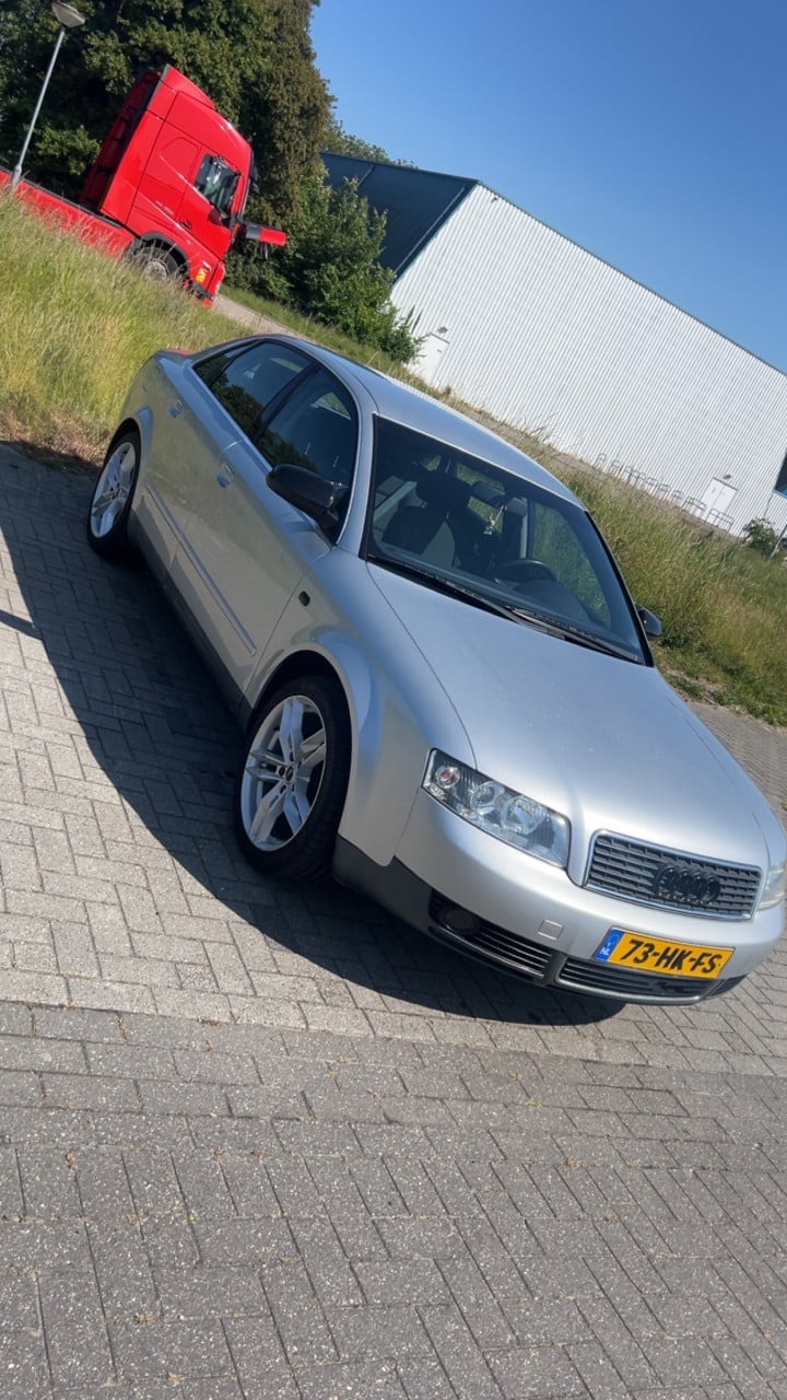 Audi A4 Limosine