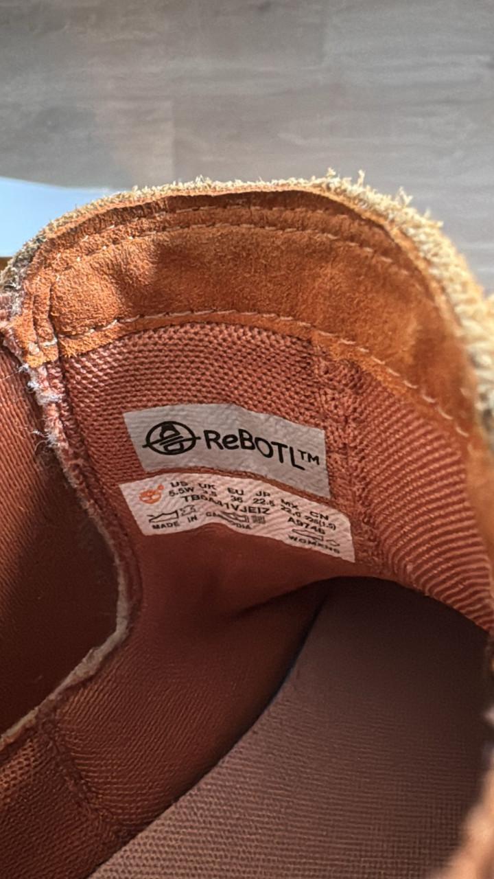 Timberland Laurel Court Mid Pull-On Chukka in oranje suède