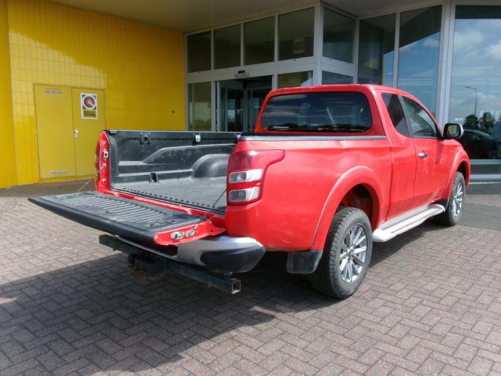 Mitsubishi L200 2.4 di-d 4x4 airco 4wd ( lees tekst!! )