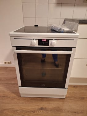Nieuw vrijstaand AEG inductie Fornuis met elektrisch 3d hetelucht oven
