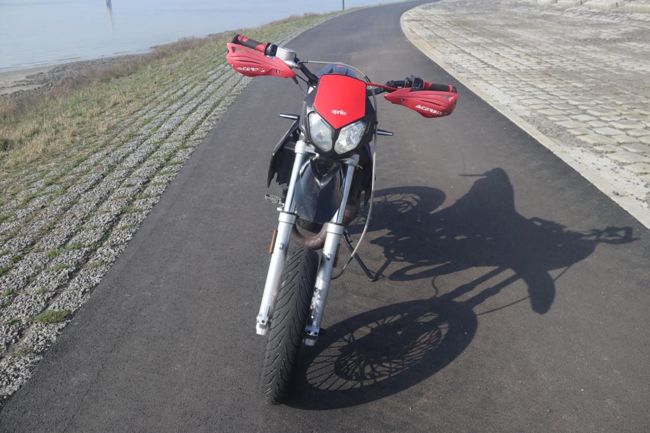 Debi Aprilia sx50 volledig gereviseerd!