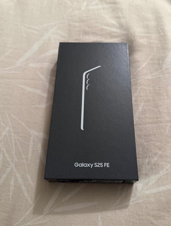 SAMSUNG Galaxy S25 FE 5G - 256 GB Donkerblauw - GESEALD -