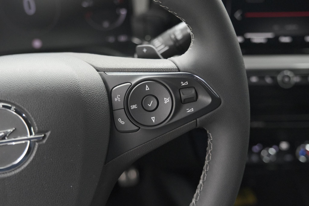 Opel Mokka 130 turbo at8 ultimate | camera | dodehoekdetectie | massage | a
