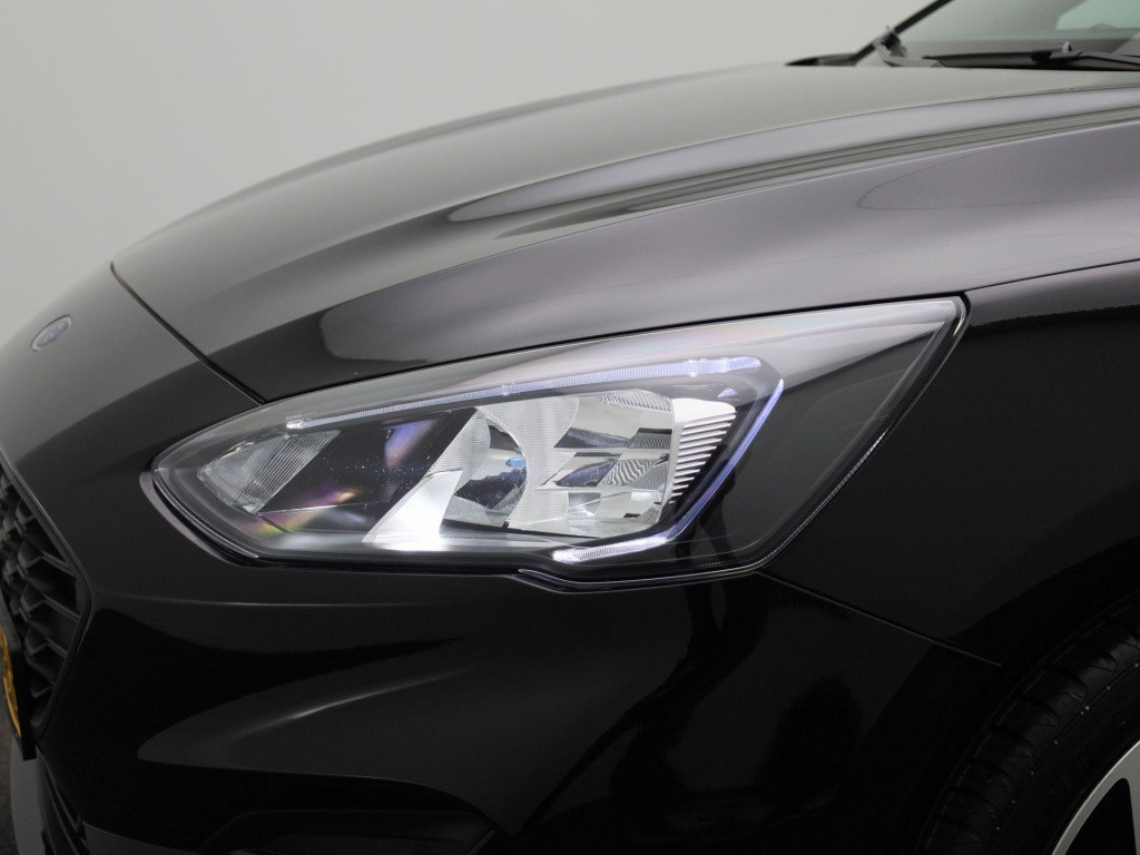 Ford Focus 1.0 ecoboost hybrid st line x business | lmv | parkeer sensoren 