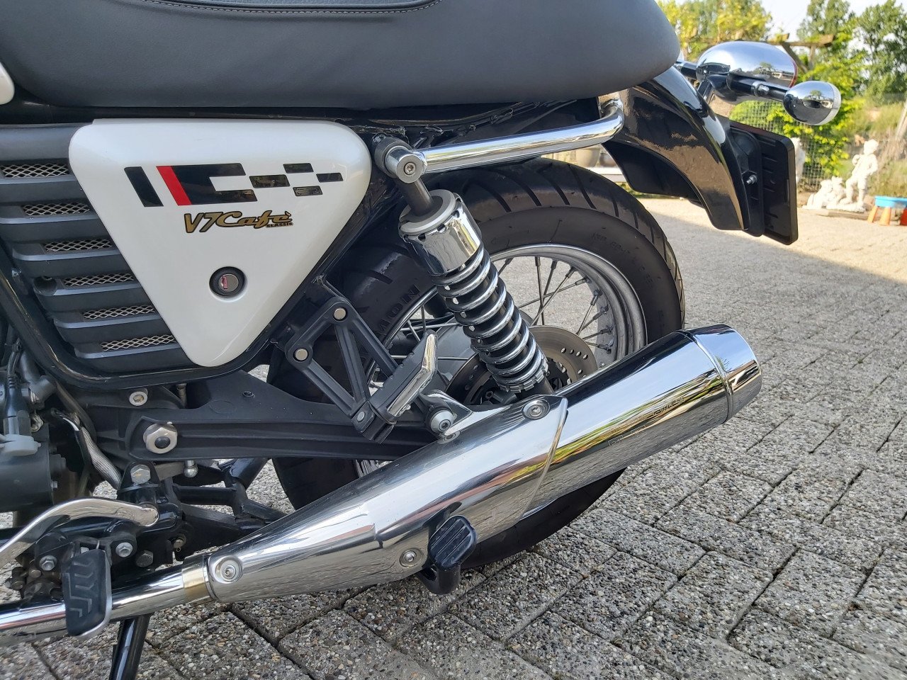 Moto Guzzi V7 Classic Cafe