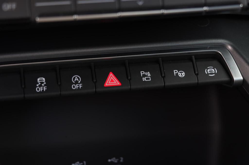 Audi A3 sportback 35 tfsi advanced edition 150pk s-tronic | carplay | camer