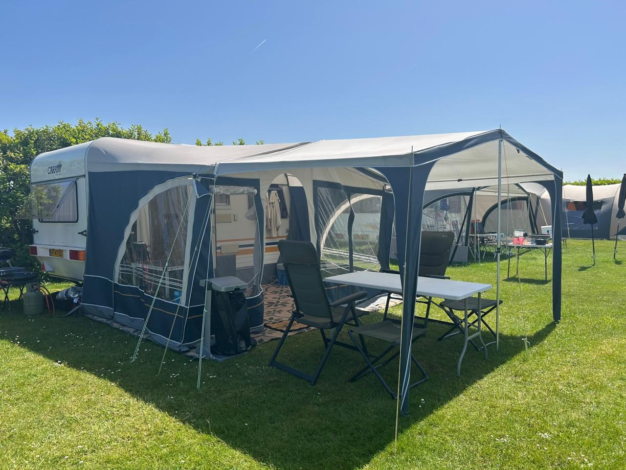 Chateau Caratt caravan