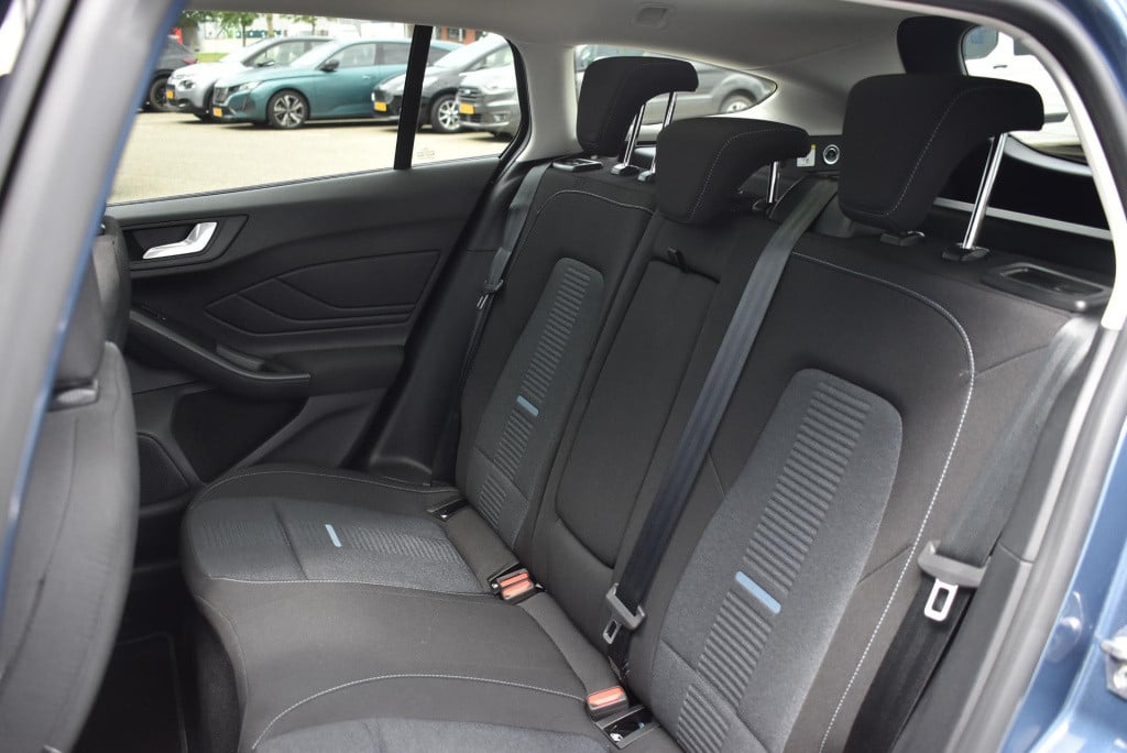 Ford Focus wagon 1.0 ecoboost hybrid active x | climate control | adaptieve