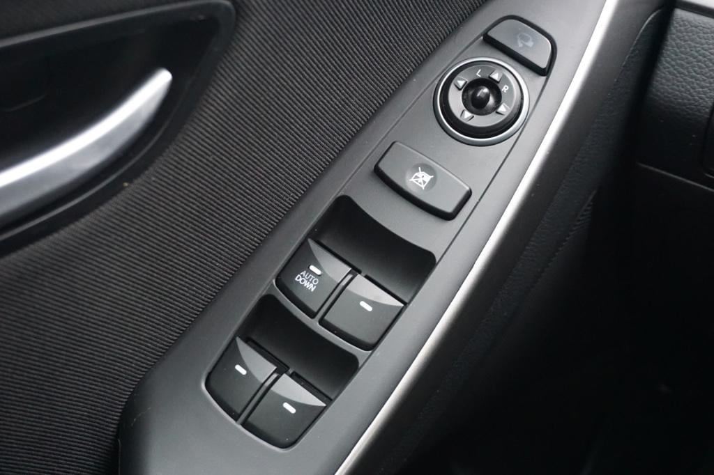 Hyundai I 30 1.6 gdi i-vision automaat / climate / navi / cruise controle /