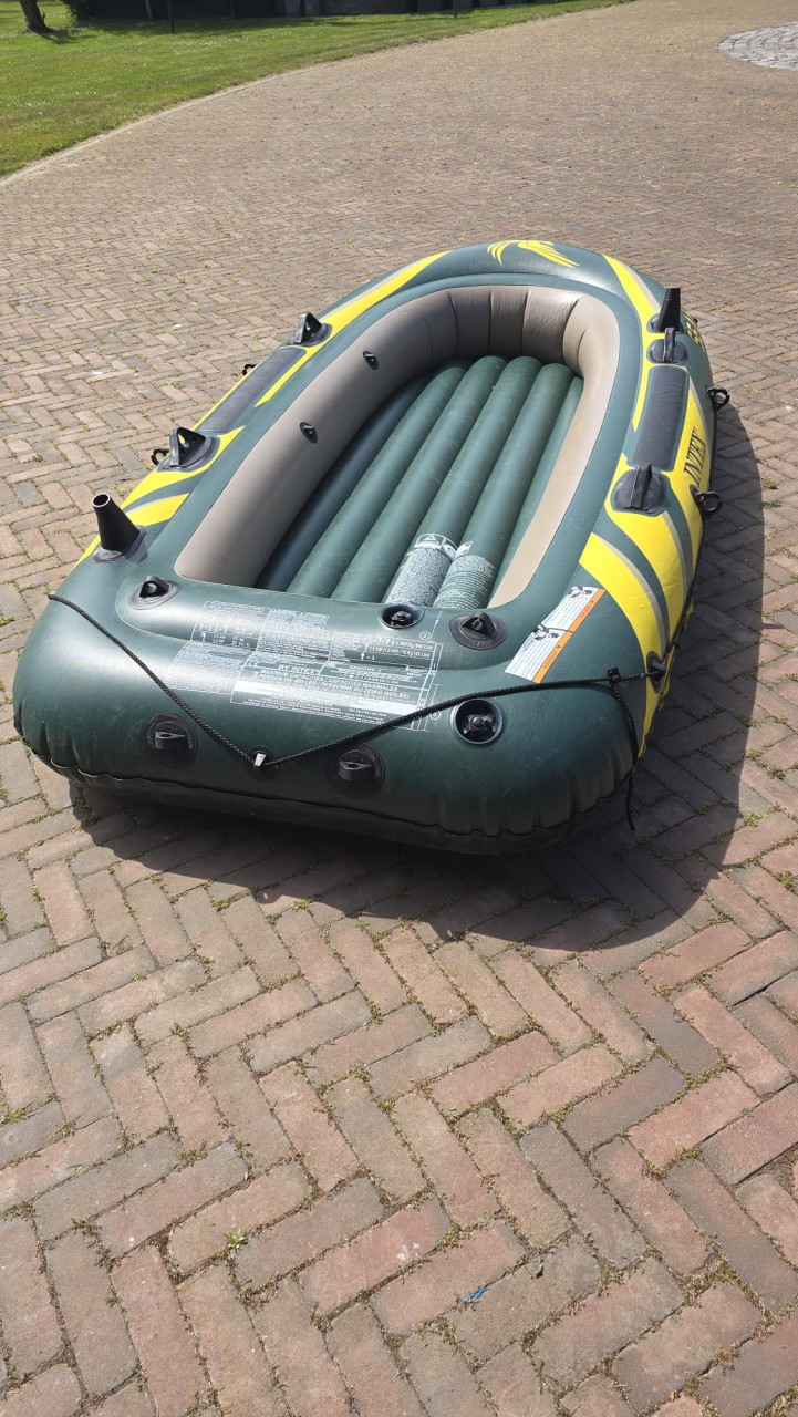 Intex Seahawk 3 rubber boot