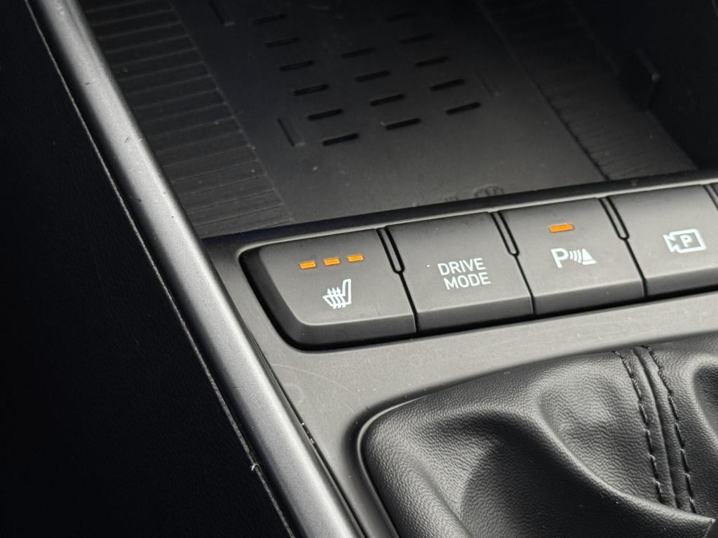 Hyundai I 20 1.0 t-gdi premium incl. trekhaak!