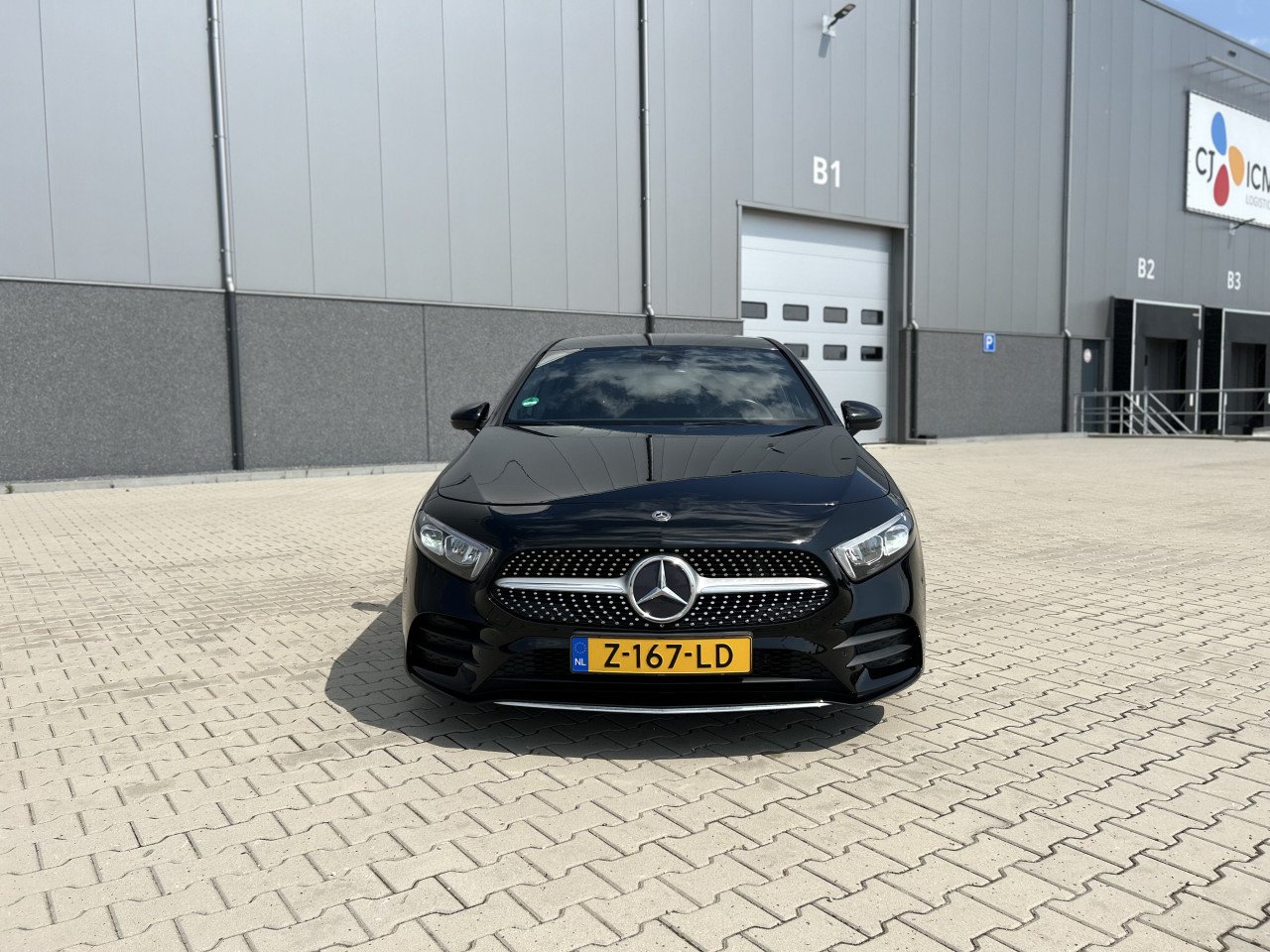 Mercedes A-klasse 200 AMG-LINE /GARANTIE/CARPLAY/APK/STOEL