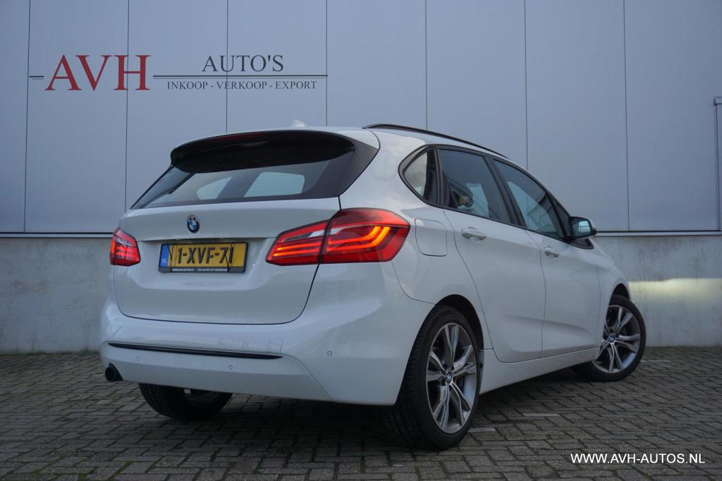 BMW 2-serie active tourer 218d executive