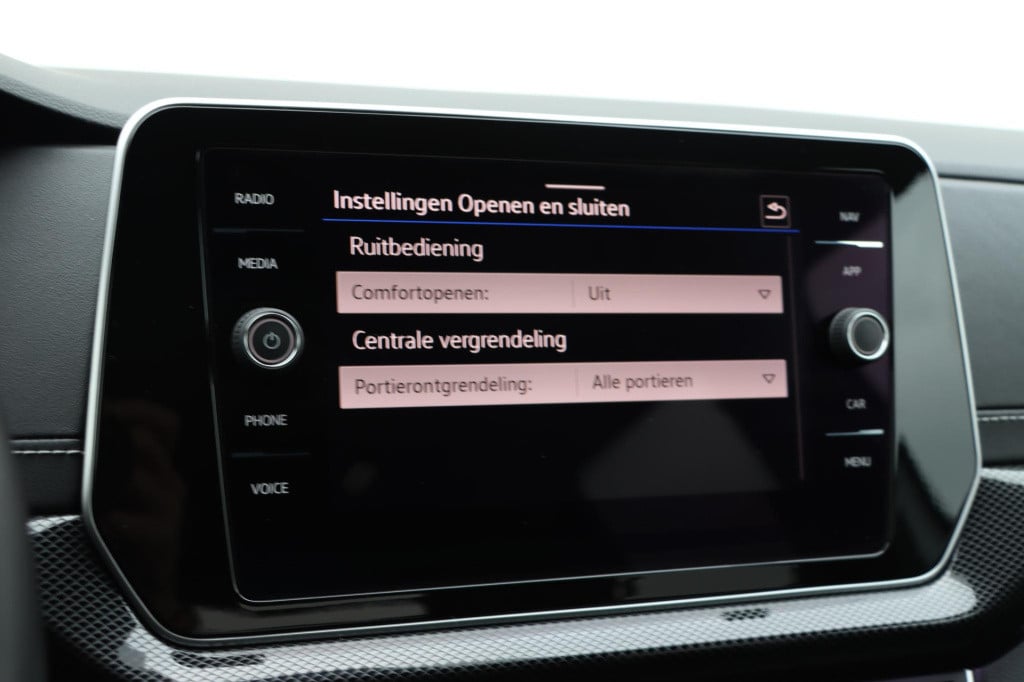 Volkswagen T-cross 1.0 tsi r-line 115pk dsg7