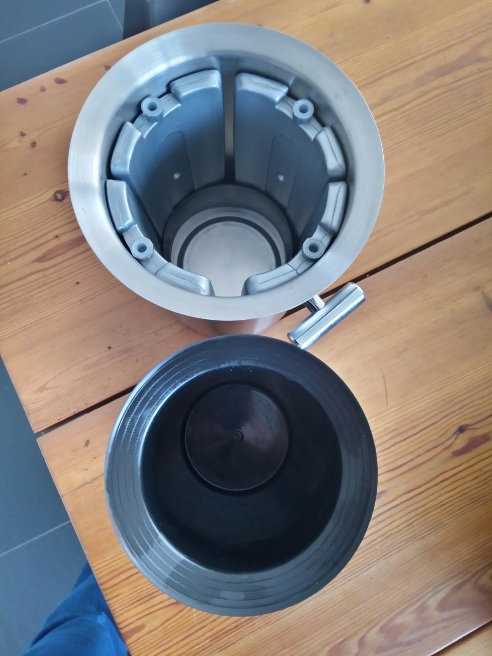 Blomus rvs dubbelwandige wijnkoeler met 4 koelelementen