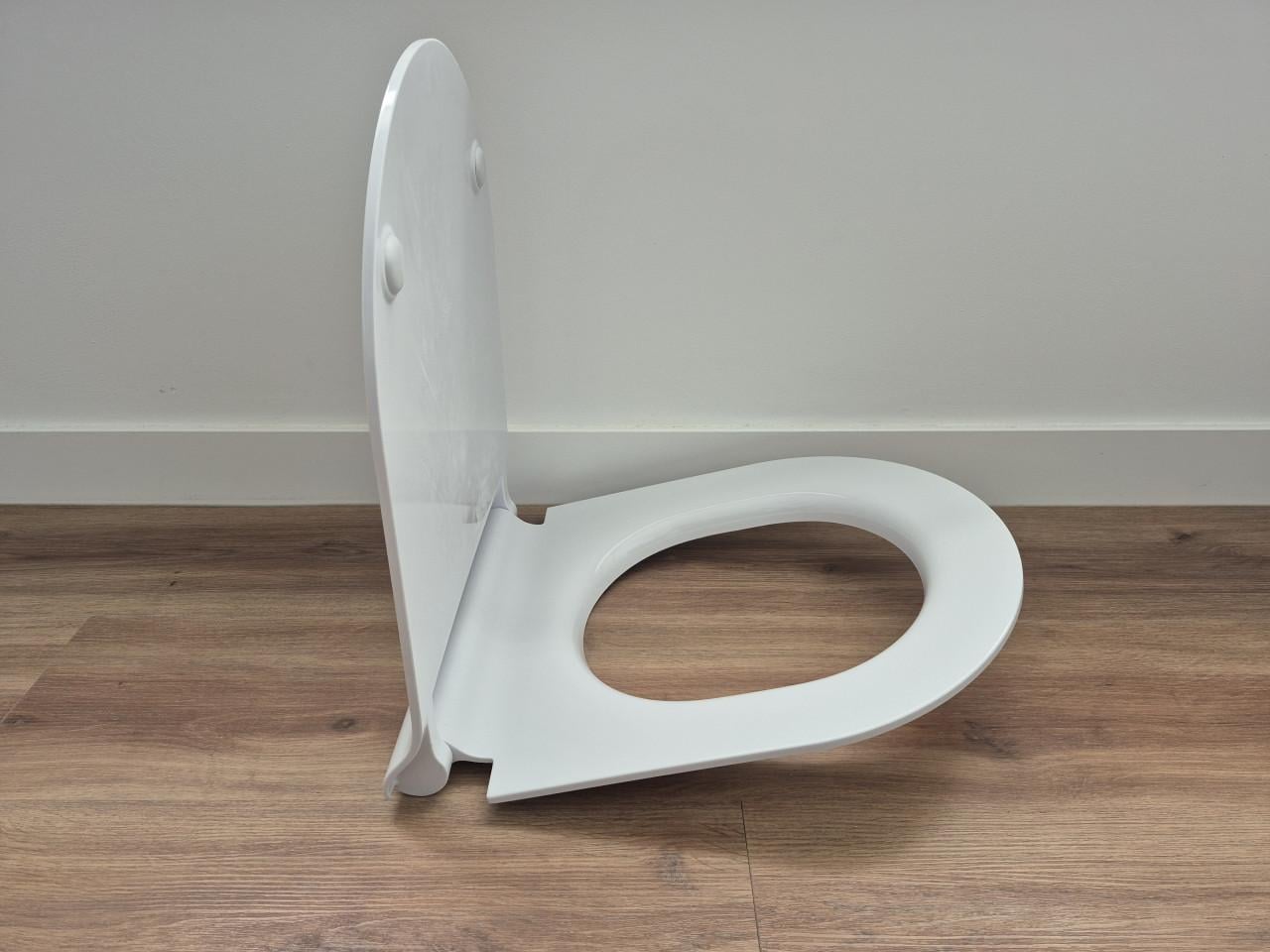 Toiletpot met bril (randloos met swirl flush)