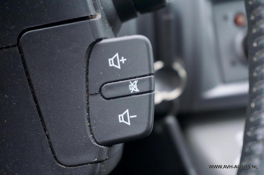 Renault Grand Scenic 2.0-16v tech line automaat