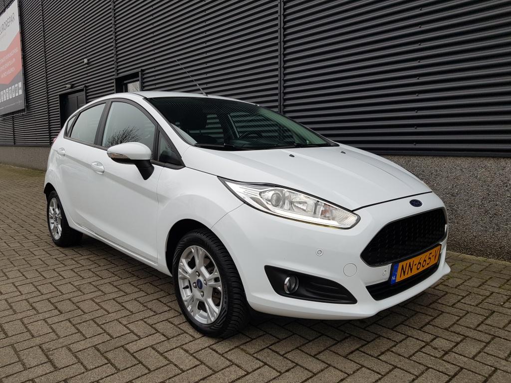 Ford Fiesta style ultimate 1.0