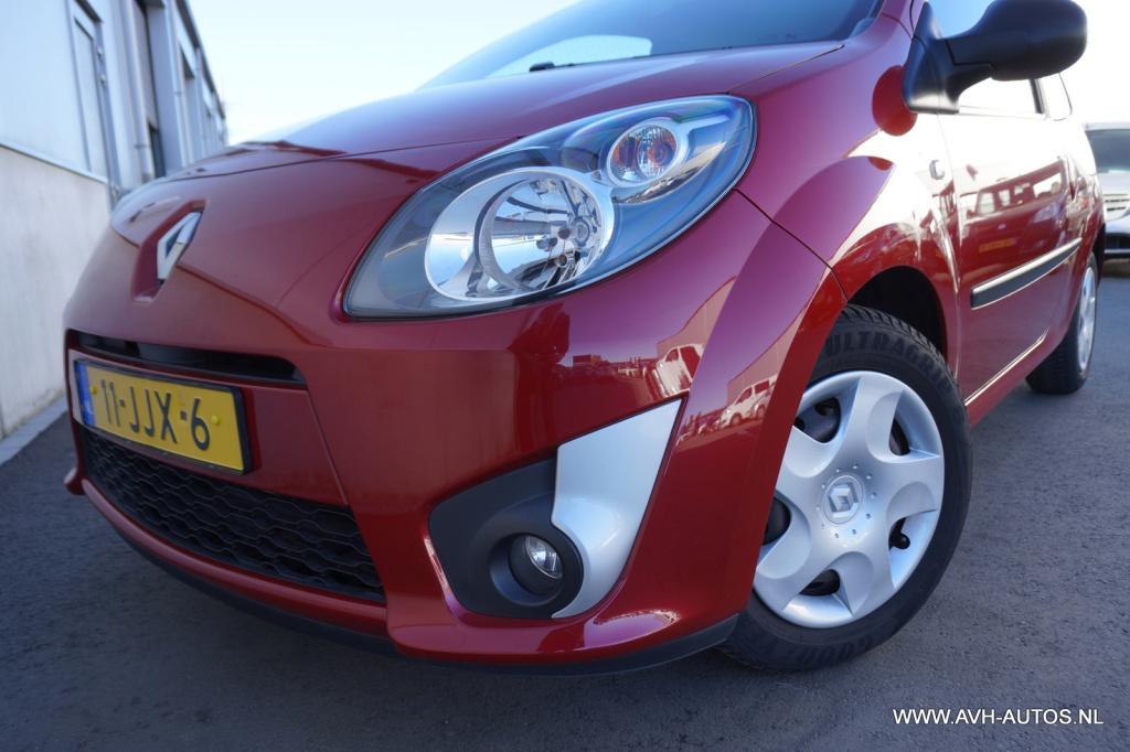 Renault Twingo 1.2-16v dynamique automaat