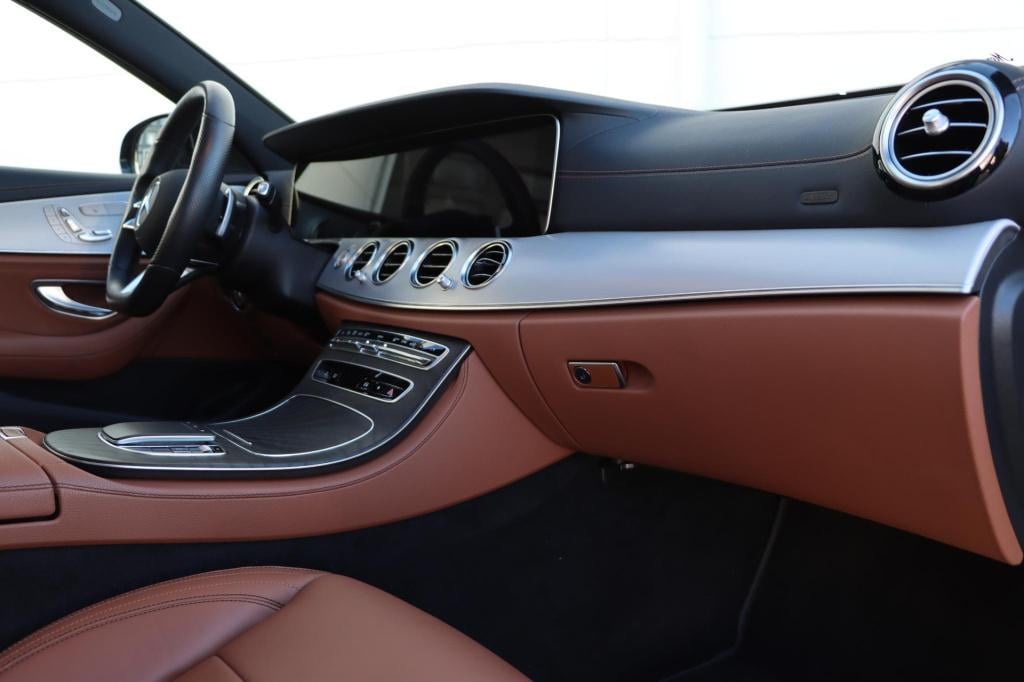 Mercedes-Benz E-Klasse 200 business solution amg