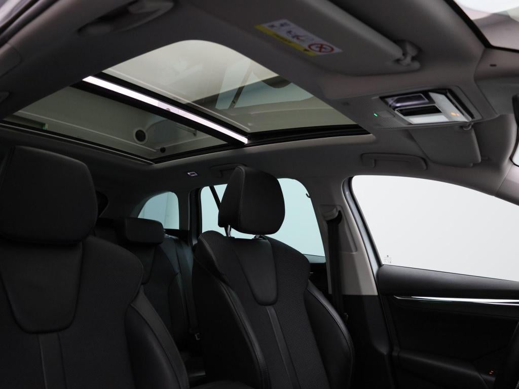 Skoda Octavia combi 1.5 e-tsi business edition | automaat | panoramadak | t