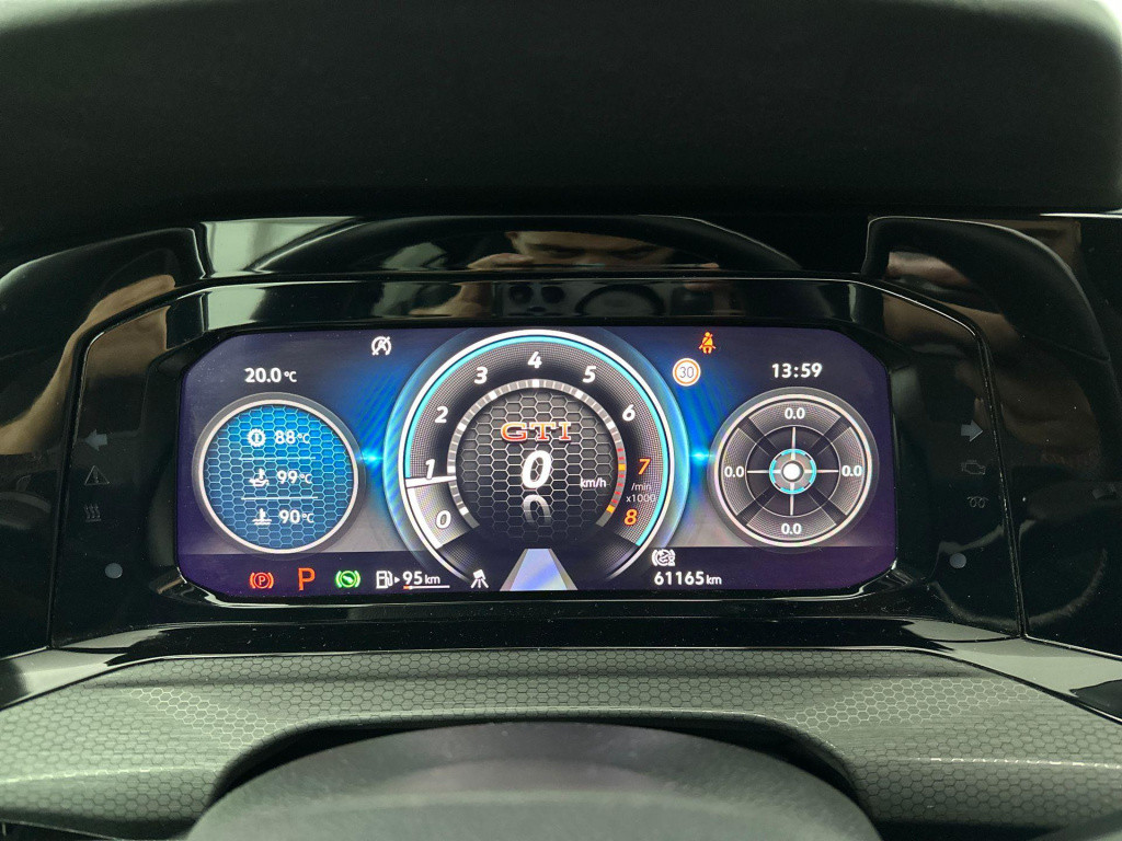 Volkswagen Golf 2.0 tsi gti clubsport pano iq camera