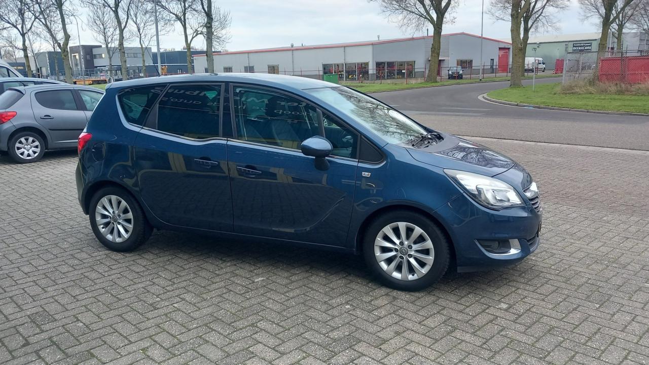 Opel Meriva 1.4 Turbo Cosmo MPV bj:2015 airco navigatie