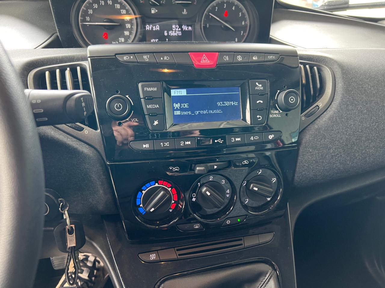Lancia Ypsilon uit 2019 met slechts 61.000 km, 1e Eigenaar.