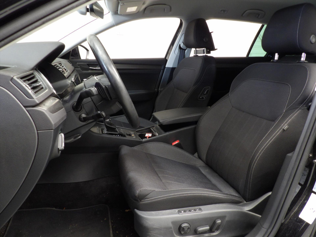 Skoda Superb combi 1.4 tsi phev 217pk dsg-6 style