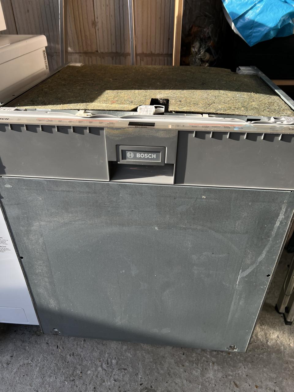 Niet gebruikte A+++ klasse Bosch inbouw vaatwasser 83x60cm