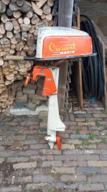 Vintage buitenboordmotortje