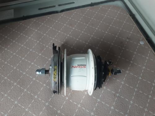 Shimano Nexus 8 speed naaf,rollerbrake rem