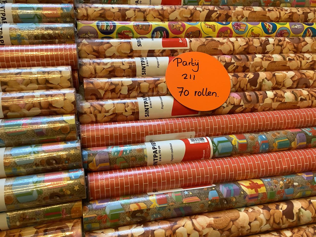 Partij Sinterklaas inpakpapier. ( partij 211)