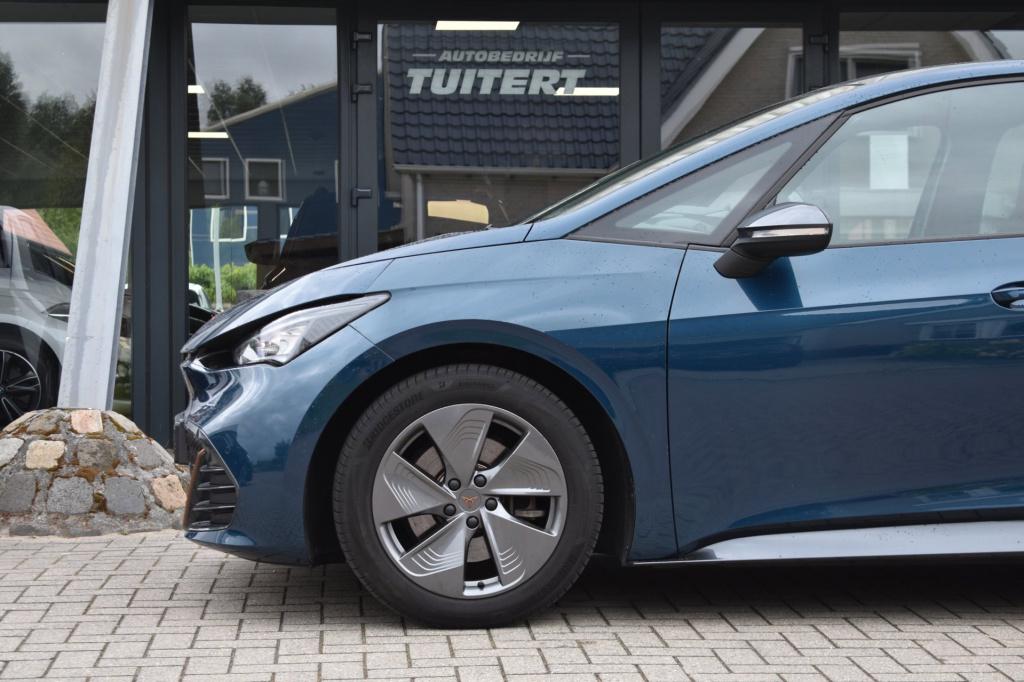 Cupra Born business one 62 kwh soh 91,6% | camera | acc | sfeerverlichting 
