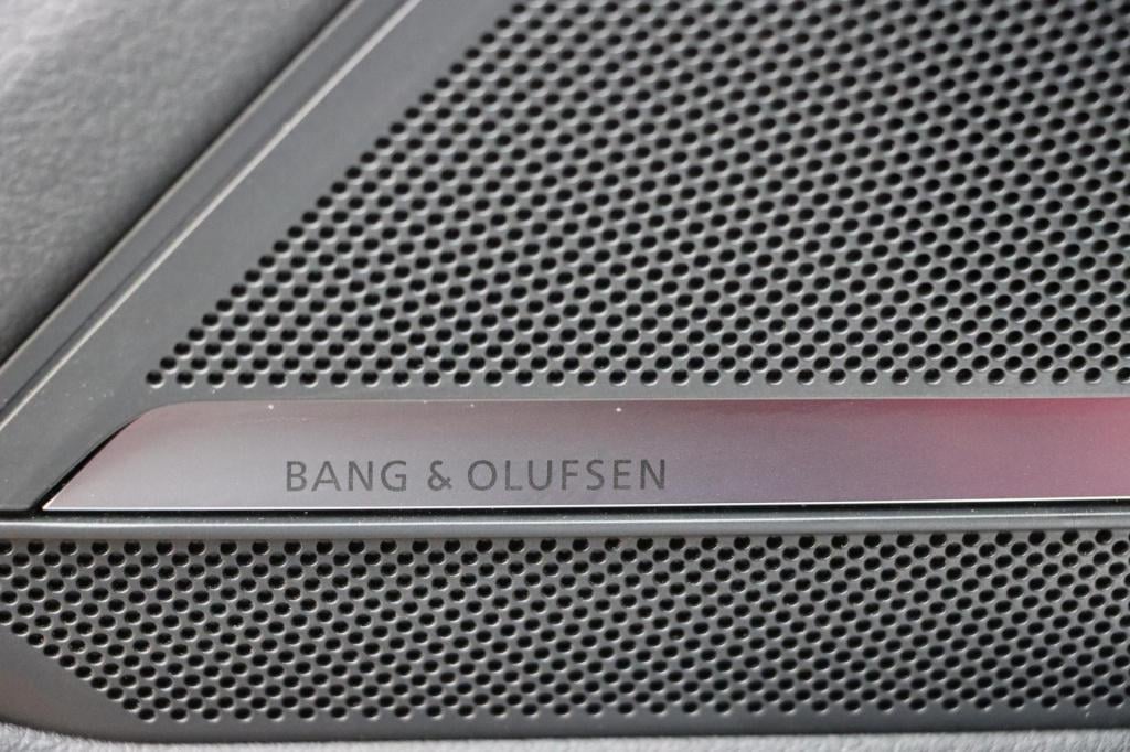 Audi A6 avant 50 tfsi e quattro s edition competition 300pk s tronic