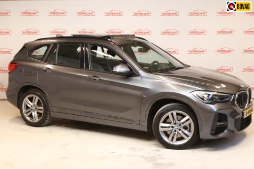 BMW X1 sdrive20i executive m sport edition nl auto, panorama, trekhaak, hea