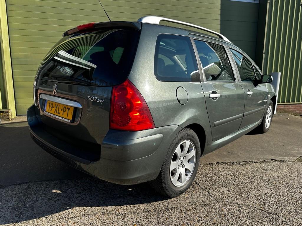 Peugeot 307 1.6 - 16v premium 7 persoons